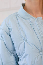 Load image into Gallery viewer, Blue Quilted Cloud Bomber Jacket