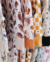 Load image into Gallery viewer, Bamboo Baby Clothing Unisex Zip Romper