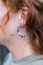 Load image into Gallery viewer, Camy Hoops - Camo