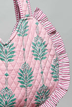 Load image into Gallery viewer, Pink & Green Heart Shaped Ruffle Edge Quilted Tote Bag