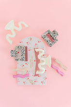 Load image into Gallery viewer, Pink and Leopard Wavy Hair Clip and Barrette Set