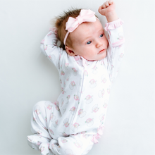 Load image into Gallery viewer, Santa Baby Print Ruffle Zip Footie - Pink