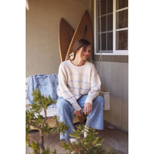 Load image into Gallery viewer, Eco-Conscious Twist Scallop Ombré Sweater