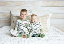 Load image into Gallery viewer, Trot This Way Long Sleeve Pajama Set
