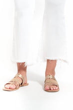 Load image into Gallery viewer, 27" Luxe Demi Boot Jean w/ Sharkbite Hem in White