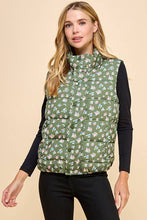 Load image into Gallery viewer, Floral Print Front Zipper Puffer Vest in Olive
