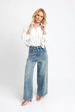 Load image into Gallery viewer, Denim Pearl Novelty Jeans
