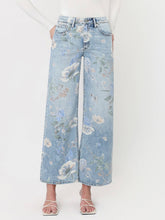 Load image into Gallery viewer, Super High Rise Floral Vintage Flare Jeans
