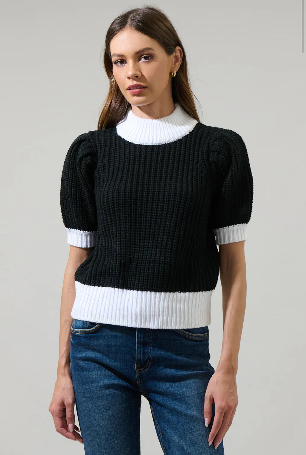 Winry Color Block Sweater Top: Black White