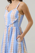 Load image into Gallery viewer, Renesa Heart Smocked Midi Dress
