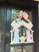 Load image into Gallery viewer, Joy to the World Pastel Nativity Door Hanger
