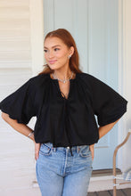 Load image into Gallery viewer, Black Solid Poplin Bubble 3/4 Sleeve Top

