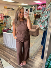 Load image into Gallery viewer, Denim Elastic Pant - Chocolate
