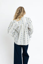 Load image into Gallery viewer, French Floral Button Up Puff Sleeve Top
