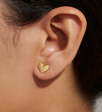 Load image into Gallery viewer, &#39;Love You Mommy&#39; Earrings In Gold-Tone Plating
