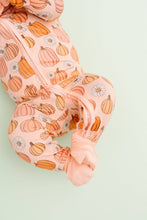 Load image into Gallery viewer, Pretty In Pink Pumpkins Bamboo Sleeper
