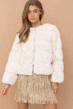 Load image into Gallery viewer, Faux Fur Ivory Jacket

