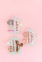 Load image into Gallery viewer, Pink and Leopard Wavy Hair Clip and Barrette Set 

