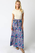 Load image into Gallery viewer, Ayla Floral Skirt
