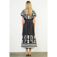 Load image into Gallery viewer, Black Button Down Geo Print Midi Dress
