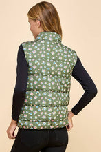 Load image into Gallery viewer, Floral Print Front Zipper Puffer Vest in Olive
