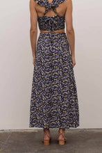 Load image into Gallery viewer, Side Slit Midi Skirt in Black Multi
