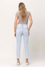 Load image into Gallery viewer, Ripped Stretch Mom Jean
