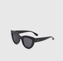 Load image into Gallery viewer, Lamarr Sunglasses - Carbon Mate
