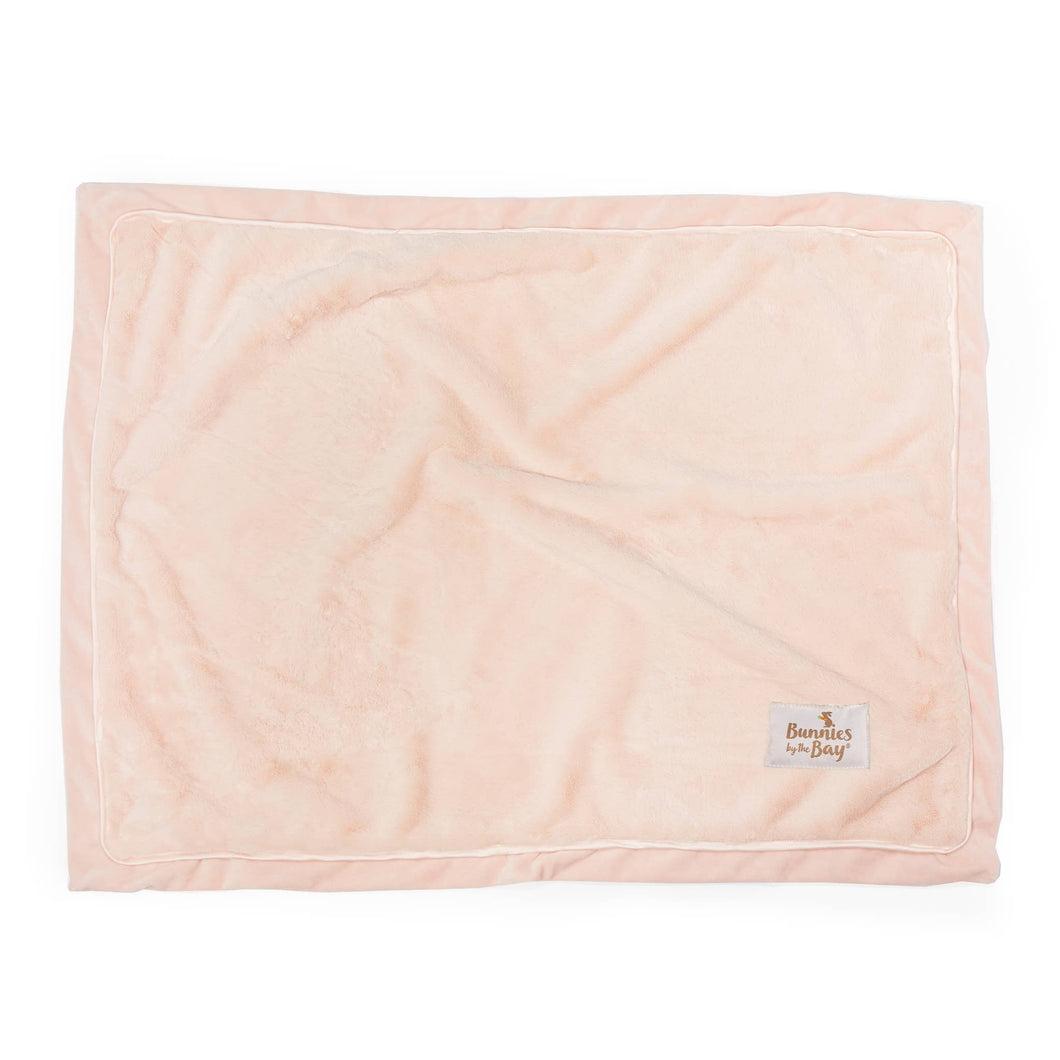 Nibble Fur Blanket (Pink)