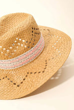 Load image into Gallery viewer, Patterned Brim Straw Sun Hat
