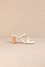 Load image into Gallery viewer, Patsi White Sandal Heel
